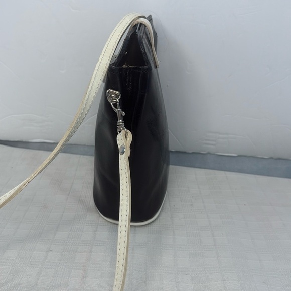 Vintage Vera Pelle Made in Italy Small Bucket Bag Leather Crossbody - Picture 2 of 7